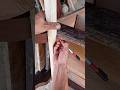 Memasang tulangan penguat kaki lemari #woodworking #diy #tukangkayu #tips #tools