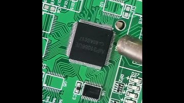 Soldering ic Hand soldering Techniques #ic #electronic #pcb #shorts