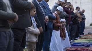 El mundo musulmán dice adiós al ayuno del Ramadán con la fiesta del Aíd al-Fitr