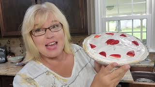 Easy to Make Strawberry Margarita Pie