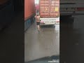 هذا حال سائق الوري 