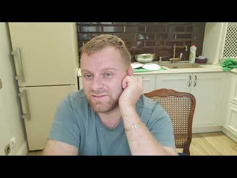 видео: Почему у меня живет Коля