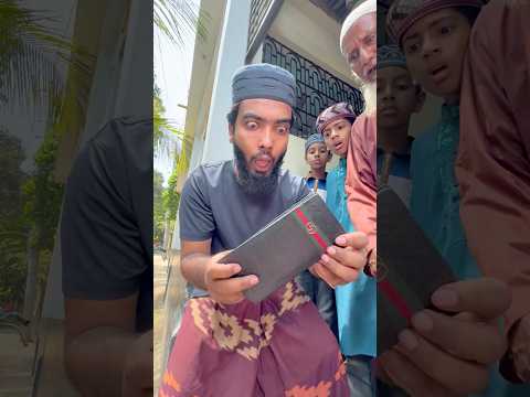 মসজিদ থেকে মানিব্যাগ চুরি😱#bayazid0007 #trending #hasbunallohstv #baizedmahmud #emotional thumbnail