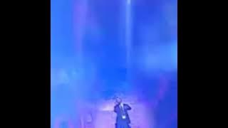 Lirik yang gue dengar lagi nenen pada diem