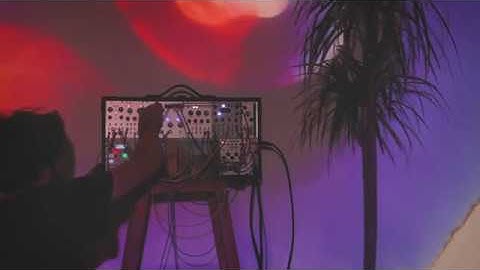 “Dissolve” (Prologue) - Eurorack Ambience and Liquid Light - Squarp Hermod, Qu-Bit Chord, Plaits