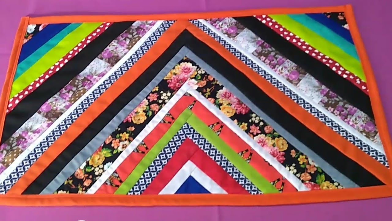 TAPETE TRIÂNGULO DE TIRAS COLORIDO🔺⏫