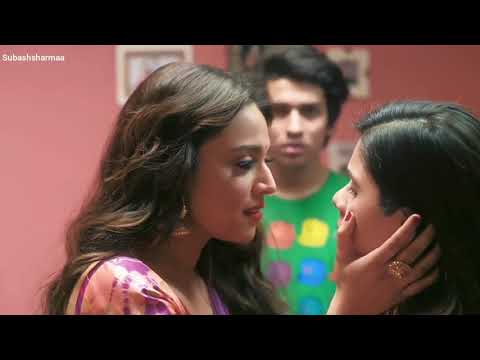 swara Bhaskar teaching her students how to kiss| gentle and sweet kiss and threesome