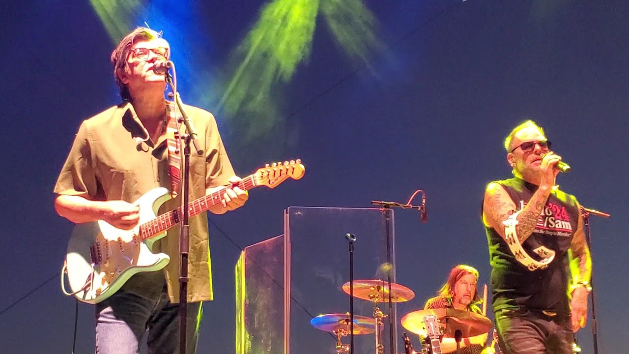 Gin Blossoms "Mrs. Rita" Live at Wiggins Waterfront Park, Camden, NJ