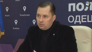 глава полиции Одесской области не смог зачитать текст на украинском языке