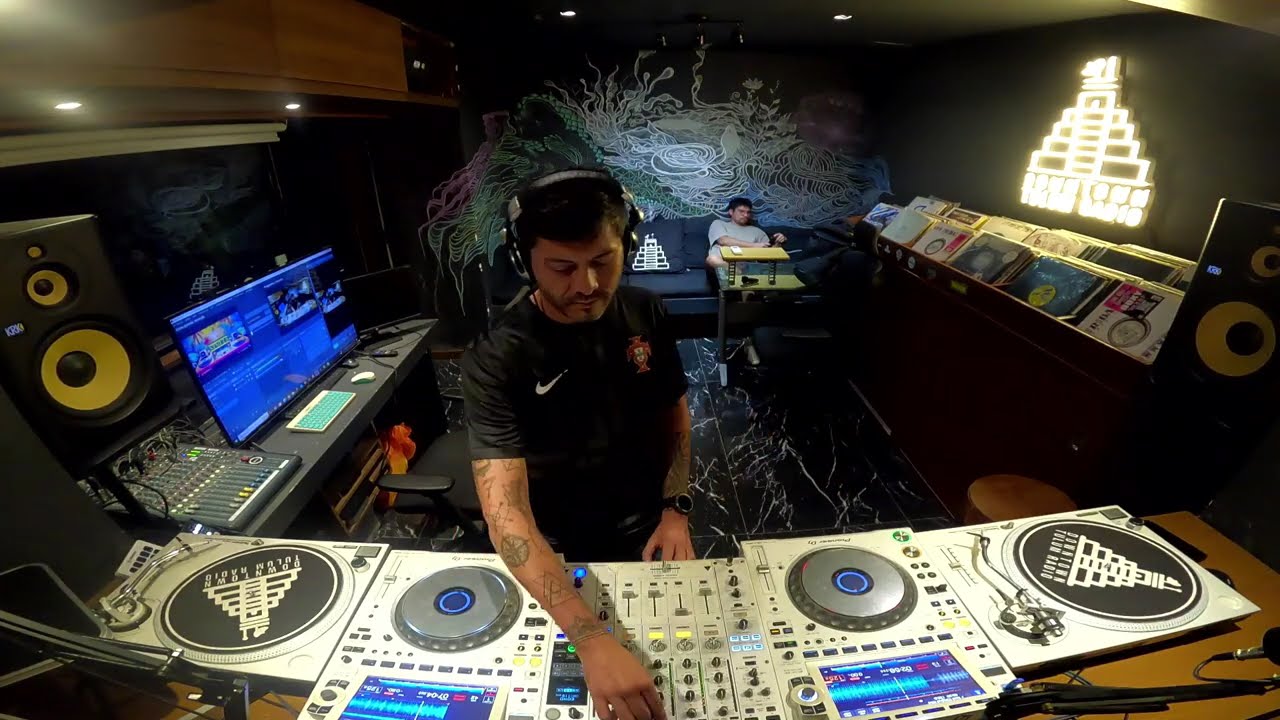 Hector IbGar @ Downtown Tulum Radio (The Guest Mix)