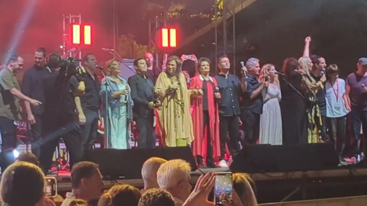 Η συναυλία για τα 100 χρόνια από τη γέννηση του Μίκη Θεοδωράκη στο Καλλιμάρμαρο