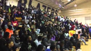 Bojangles' Bash Crowd sings OG Maco "U Guessed It" (Dec. 12, 2014)