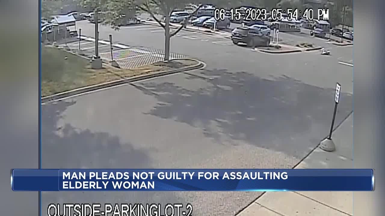 Man accused of robbery and assault pleads not guilty - YouTube