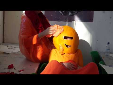 Some love orange