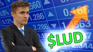 🔴1 YEAR AGO CHAT SPENT $10,000 ON STOCKS... TODAY IT'S WORTH...