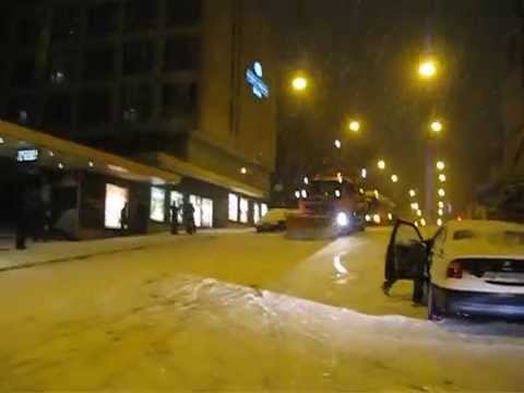 Glissade du chasse-neige (GenÃ¨ve 16.12.10)