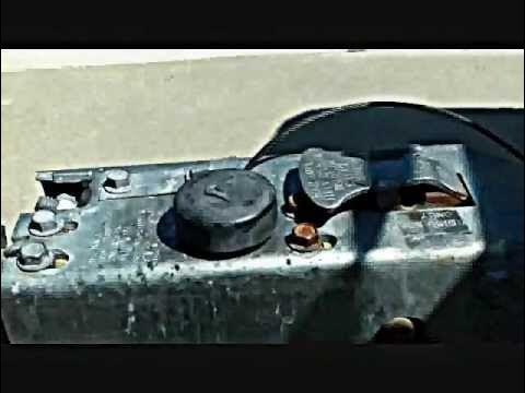 How to unhook a trailer - YouTube