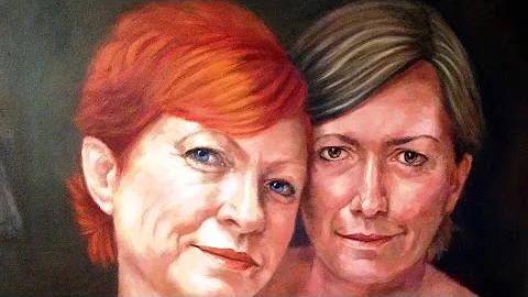 PM Abbott's sister Christine Forster: Marriage Equ...