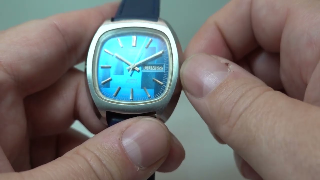 c1976 Venus Day Date men's vintage watch with electric blue dial