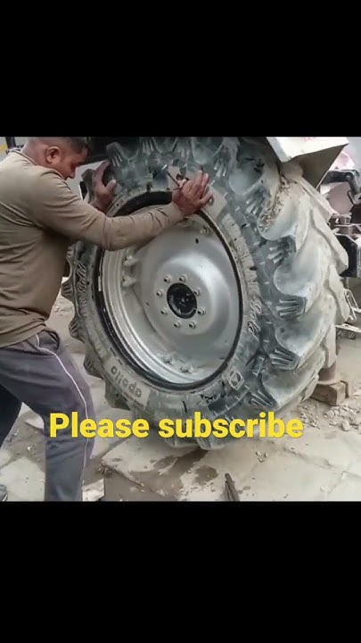 eicher-tractor-13-6-28-tyre-fitting-mistri-youtube