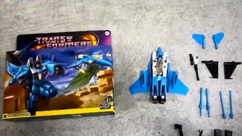 Transformers retro thundercracker revealed. Leaked Walmart exclusive movie 86 images reissue figure