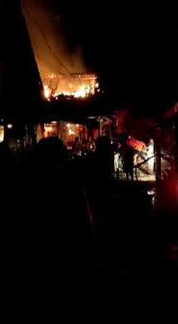 Story' Wa || Kebakaran Di Pasar Sukorejo Menjelang Isyak