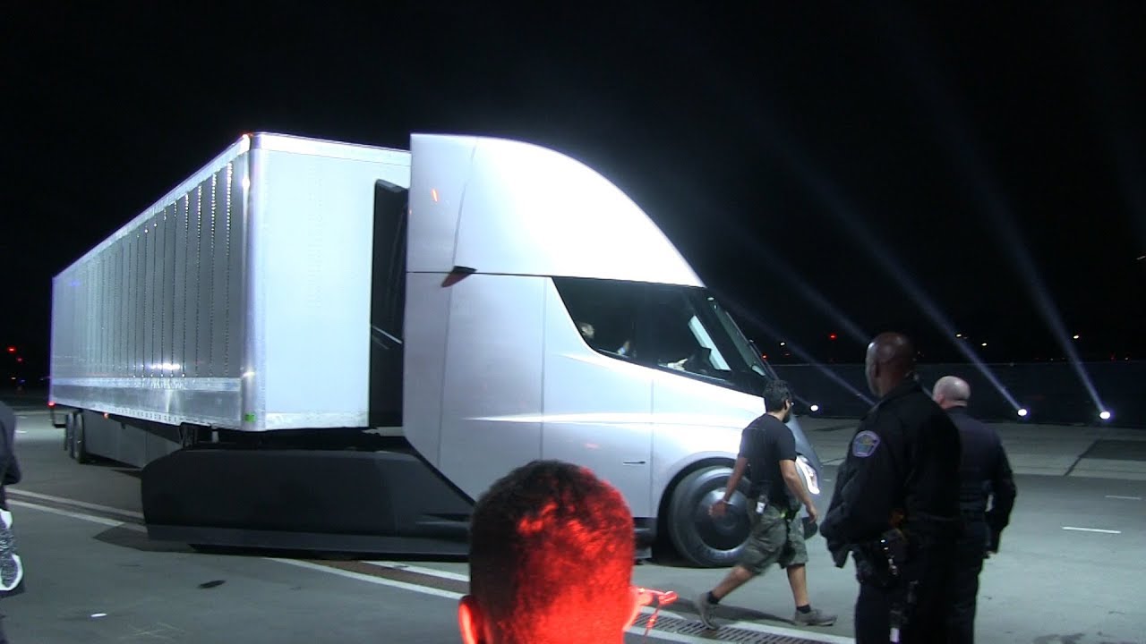 everton Tesla semi truck exterior shots
