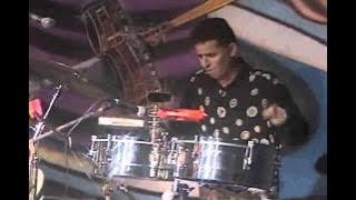 El Títere (en vivo). Solo de bongó, congas y timbal