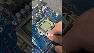 LGA 1150 vs LGA 2011 CPU installation #shorts