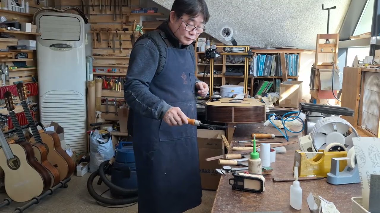 Making Guitar HongSik Uhm / 엄홍식 기타 제작 2026년 2월 5일