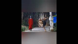 Prank Pocong Kena Tendangan Maut