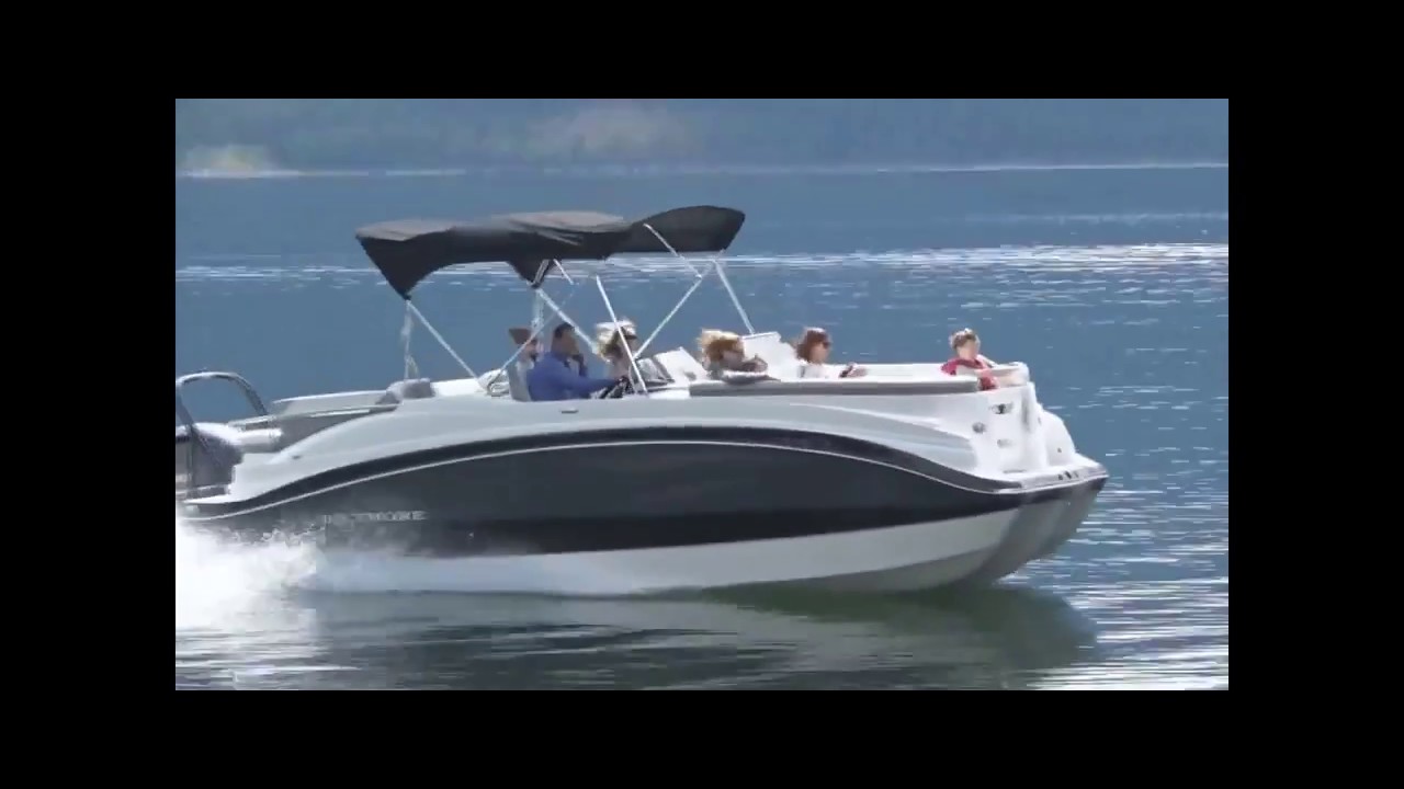 Biltmore Fiberglass Pontoon Boat - 3