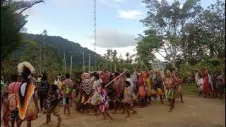 PART III.LAGU ADAT BAHASA YALI