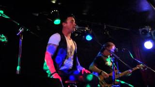 Watch Shannon Noll Give It Away video