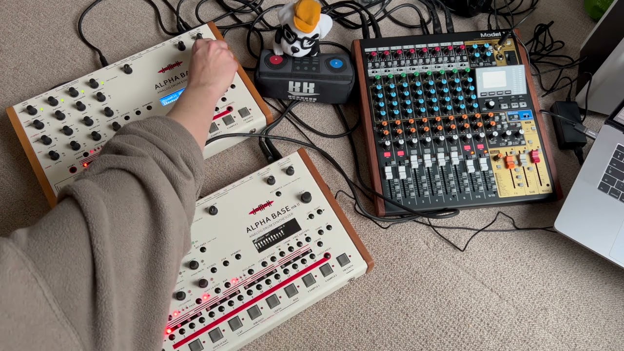 Jomox Alphabase MKII vs MKI Reupload