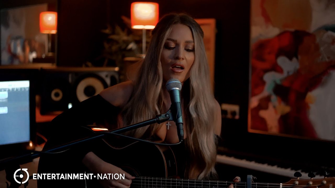 Adelaide Acoustic - Paradise/Firestone Mash-Up - Acoustic Pop Soloist - Entertainment Nation