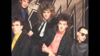 FM UK-HOT WIRED ( DEMO INDISCREET)