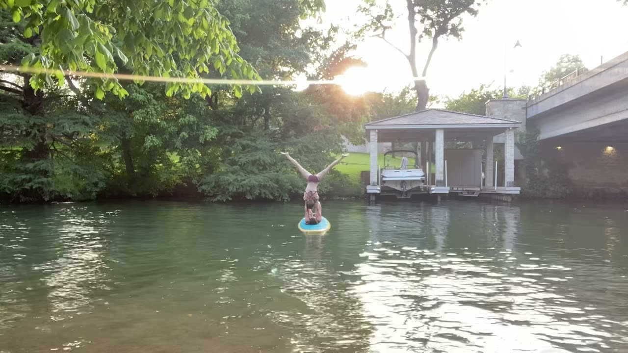 SUP ACRO YOGA PADDLEBOARD PARTNER YOGA