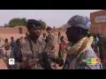 A gao les gendarmes maliens restent en retrait  reportage tv5monde ditaoufiqi