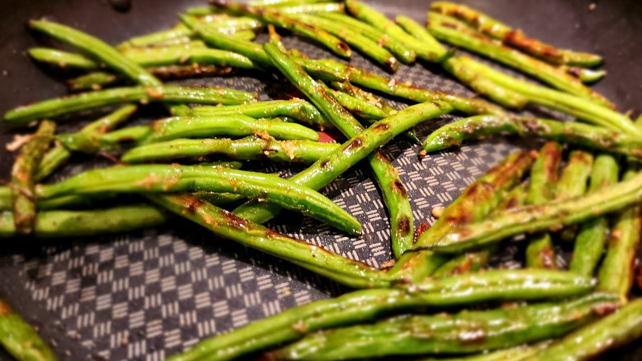 SUPER EASY and Delicious Green Bean Recipe!! YouTube