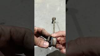 ¿Tu coche hace RUIDO al pasar baches?🤔 Revisa ESTO bieleta #automoción #trucos #parati #ruidos#diy