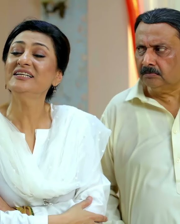 Aagaya Tumhara Baap 😰 #haniaamir #merehumsafar #shorts #farhansaeed