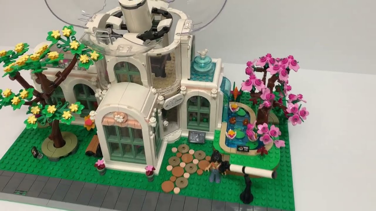 LEGO MOC Garden House by BrickAtive