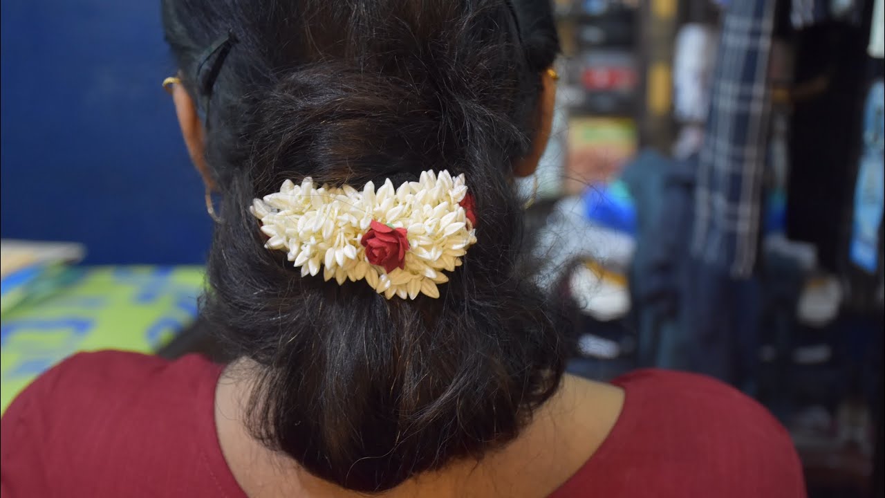 White Floral Hair Bun Reusable Bun Gajra Veni Flower Jewelry for Wedding  Bridal Juda Indian Khopa Bollywood Haldi Mehendi Classical Dance - Etsy  Finland