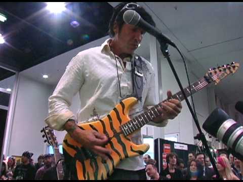 George Lynch performing live at NAMM 2009 for USMusic Raw footage