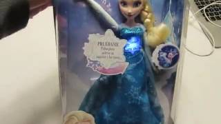Frozen Muñeca Elsa canta y brilla Opiniones - YouTube