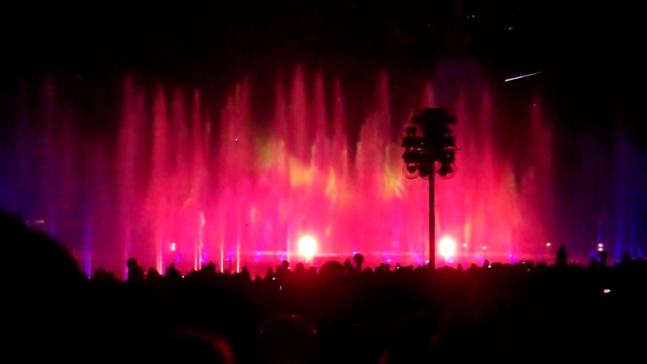 World of Color Pirates of the Carribean..MP4