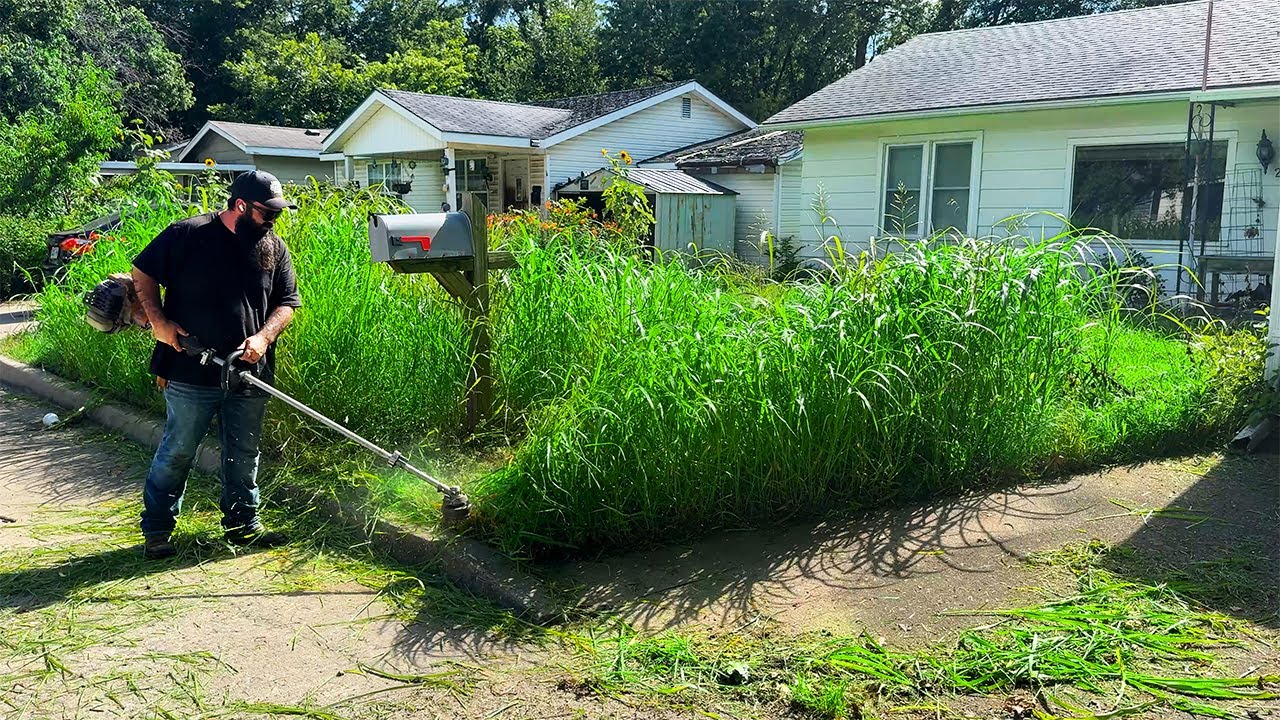 He Found a Stranger Passed Out in His Garage… Then the Yard Took Over