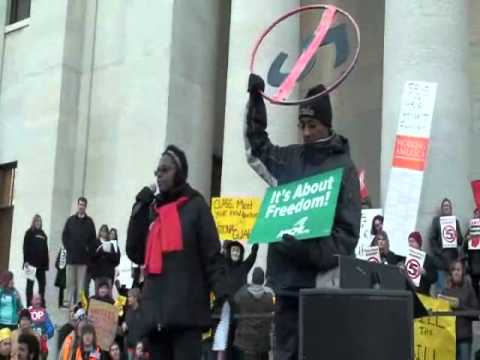 Weinland Park Elementary School teacher Merle Wilder speaks at the Ohio Statehouse against S.B. 5