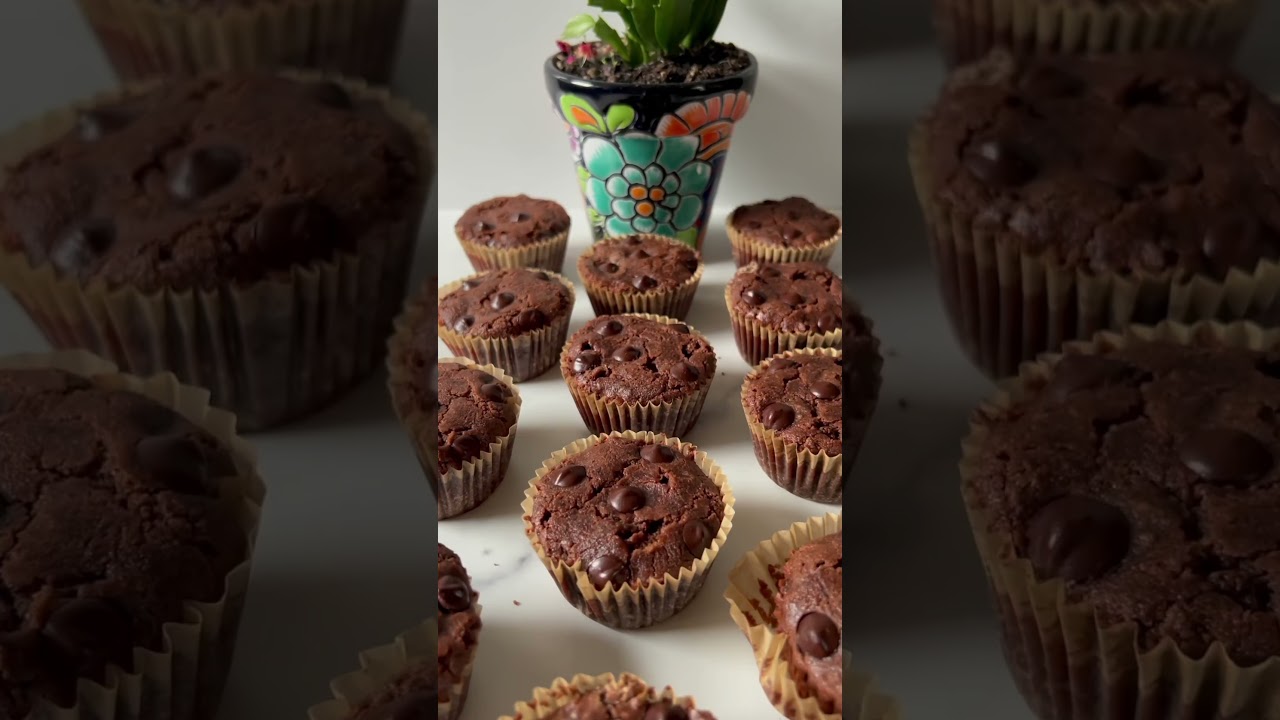 Vegan Double Chocolate Muffins (gluten-free & refined sugar-free) 